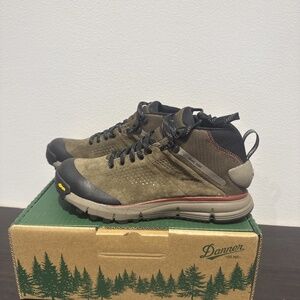 Danners Trail 2650 Mid GTX Size 8.5 Mens New in Box!